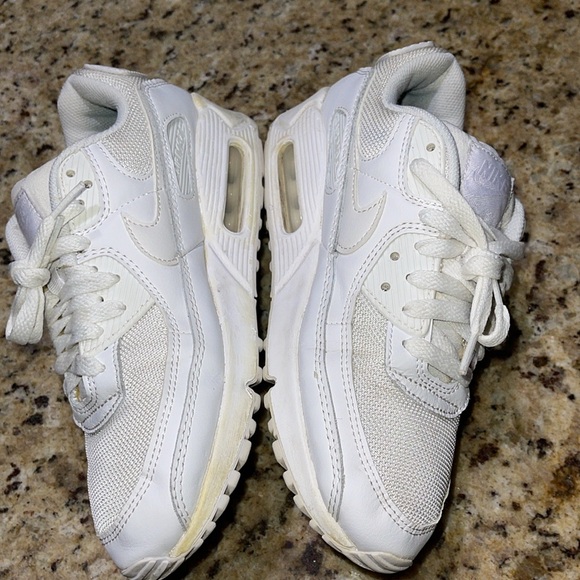 Nike Air Max 90 - Picture 3 of 10